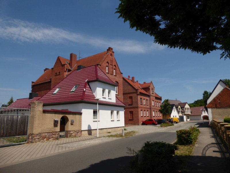 Alte Schule in Roitzsch (Stadt Sandersdorf-Brehna) im Landkreis Anhalt-Bitterfeld