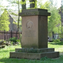 Kriegerdenkmal (Erster Weltkrieg) in Piethen (Stadt Südliches Anhalt) im Landkreis Anhalt-Bitterfeld