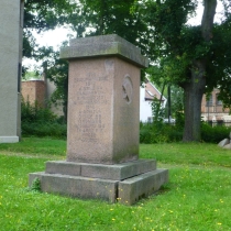 Kriegerdenkmal (Erster Weltkrieg) in Piethen (Stadt Südliches Anhalt) im Landkreis Anhalt-Bitterfeld