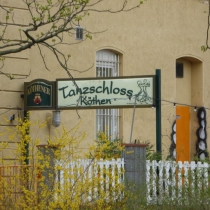 Erster Magdeburg-Leipziger Bahnhof (Tanzschloss) in der Friedrich-Ebert-Straße in Köthen (Anhalt) im Landkreis Anhalt-Bitterfeld