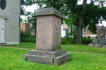 Kriegerdenkmal (Erster Weltkrieg) in Piethen (Stadt Südliches Anhalt) im Landkreis Anhalt-Bitterfeld